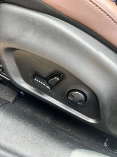 Fiat Toro, comandos de ajuste do banco