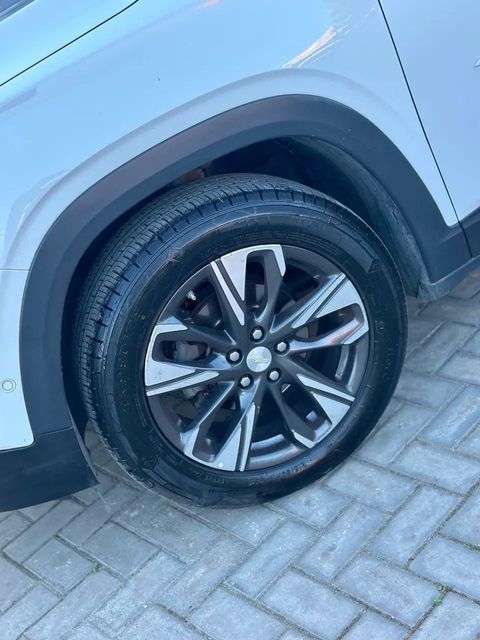 Chevrolet Tracker, roda e pneu
