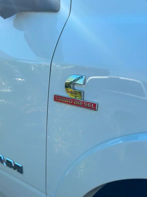 Ram 3500, emblema (foto 13 de 19)