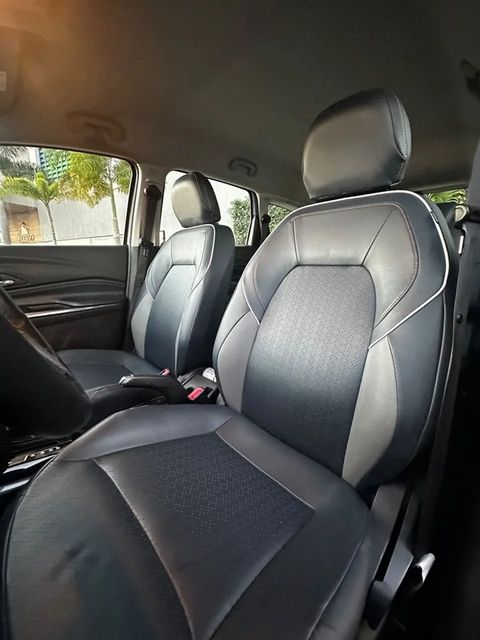 Ford Ranger, bancos dianteiros (foto 15 de 17)