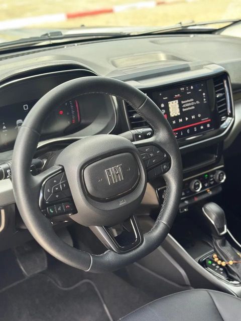 Fiat Toro, painel e volante