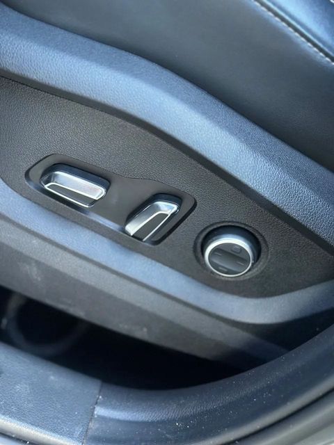 Chery Tiggo 8, comandos de ajuste do banco