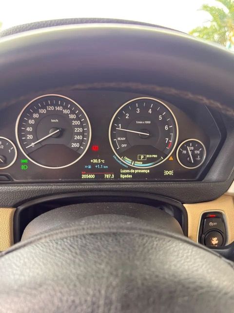 BMW 320i, quadro de instrumentos