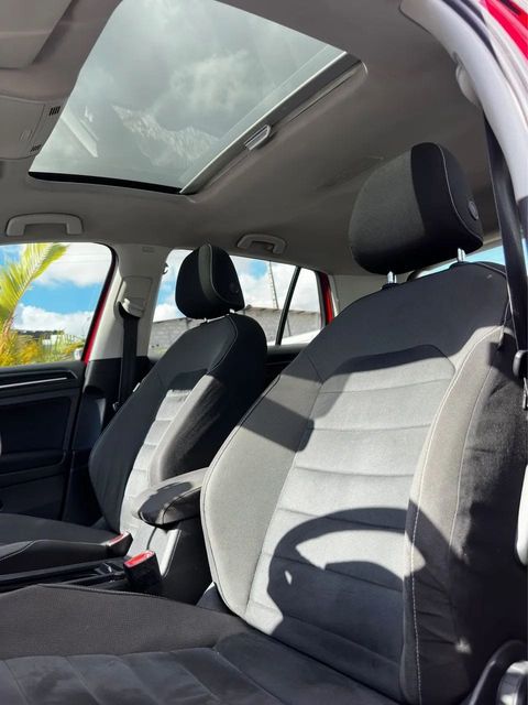 Volkswagen Golf, bancos dianteiros