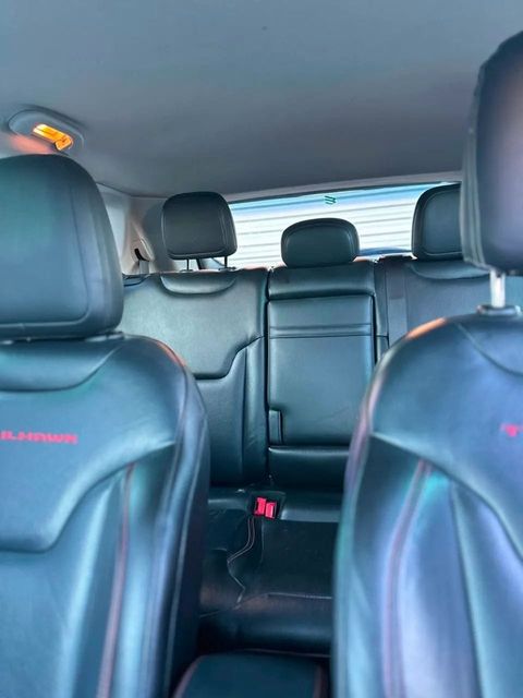 Jeep Compass, bancos traseiros (foto 8 de 17)