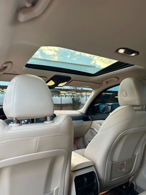 BMW 320i, vista do interior