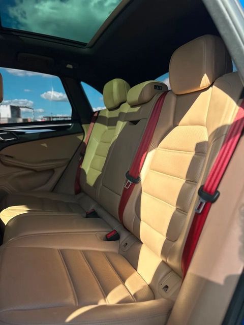 Porsche Macan, bancos dianteiros (foto 4 de 20)