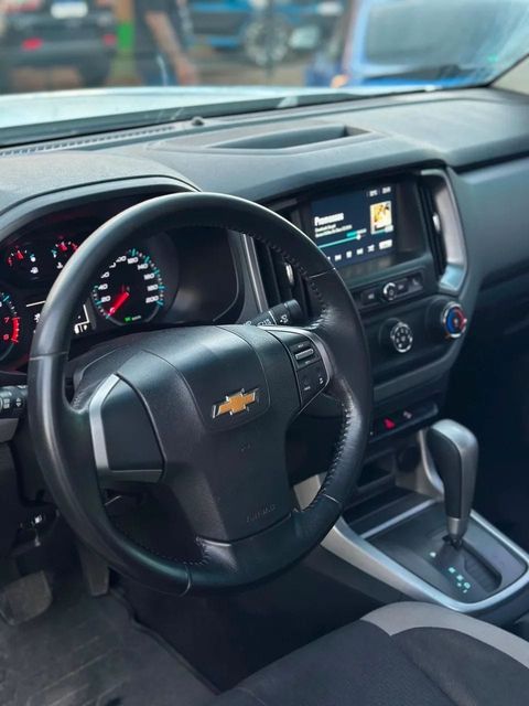 Chevrolet S10, painel e volante
