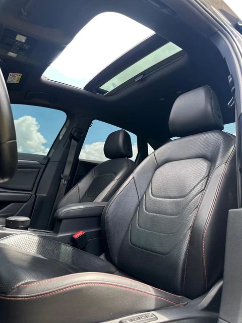 Volkswagen Jetta, bancos dianteiros