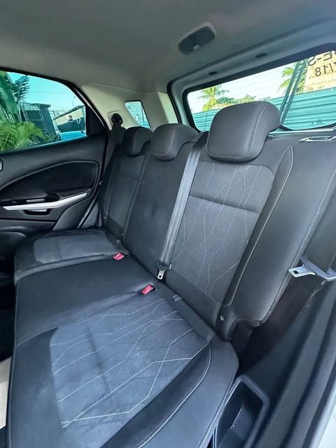 Ford EcoSport, bancos traseiros