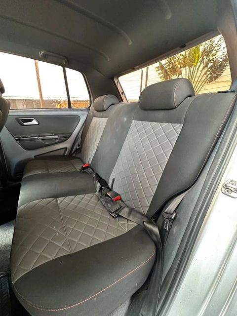 Volkswagen Fox, bancos traseiros