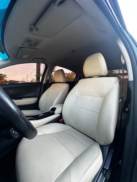 Honda HR-V, bancos dianteiros
