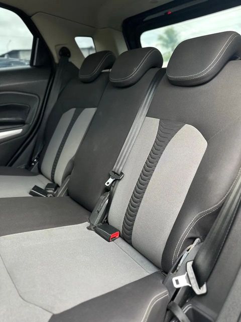 Ford EcoSport, bancos traseiros