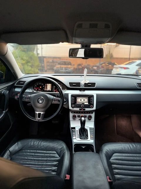 Volkswagen Passat, vista do interior (foto 11 de 17)