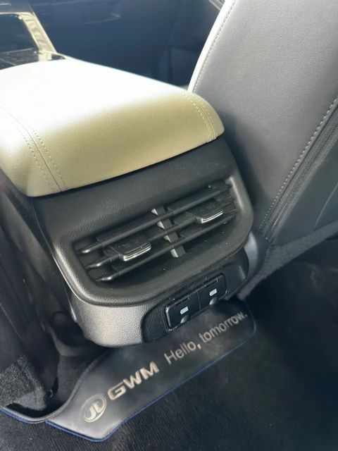 GWM Haval H6, saídas de ar para o banco traseiro