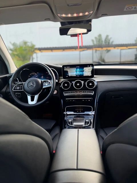 Mercedes-Benz GLC 220d, vista do interior