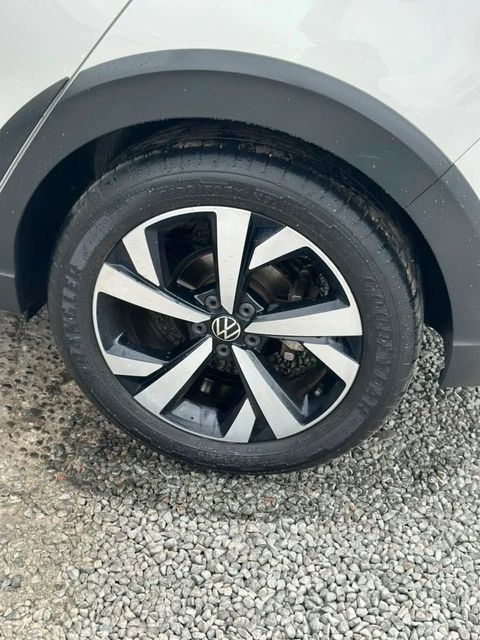 Volkswagen Nivus, roda e pneu