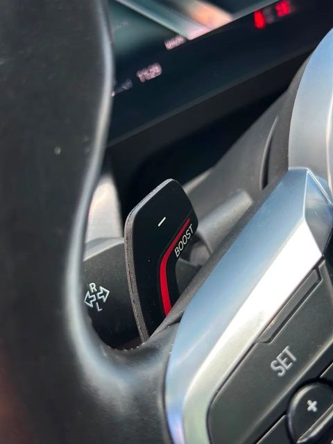 BMW X1, volante e quadro de instrumentos