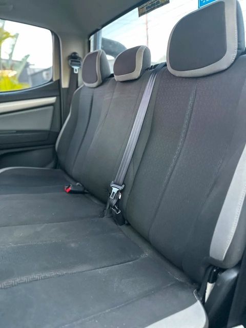 Chevrolet S10, bancos traseiros