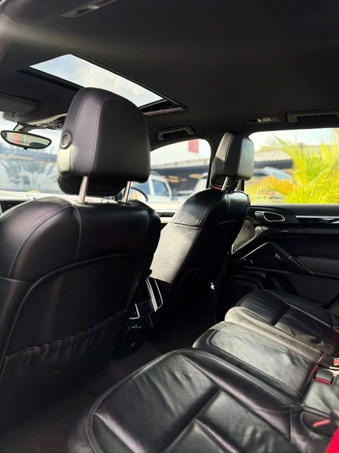 Porsche Cayenne, vista do interior (foto 17 de 18)