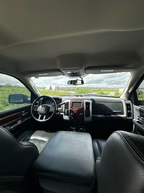 Dodge Ram 2500, vista do interior (foto 14 de 20)